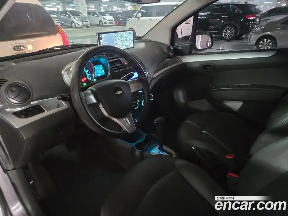 Chevrolet Spark 2014 1.0 гидро в Москве № 935262, фото 10