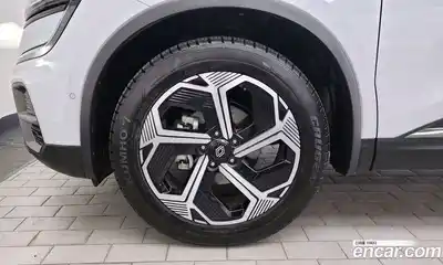 Renault QM6 2024 2.0 гидро в Москве № 1190687, миниатюра 4