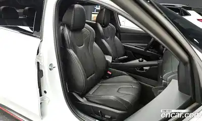 Hyundai Avante 2024 2.0 механика в Москве № 1244544, миниатюра 12