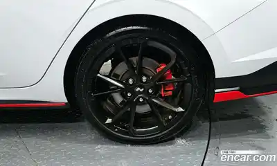 Hyundai Avante 2024 2.0 механика в Москве № 1244544, миниатюра 6