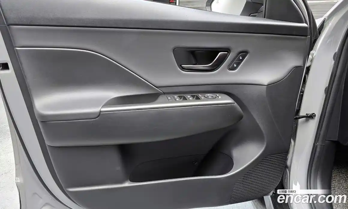 Hyundai Kona 2023 1.6 гидро в Москве № 1277988, фото 14