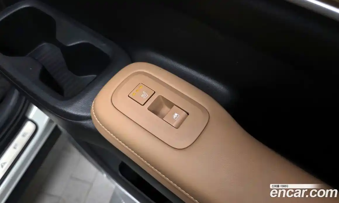 Hyundai Santa Fe 2025 1.6 гидро в Москве № 1317457, фото 24