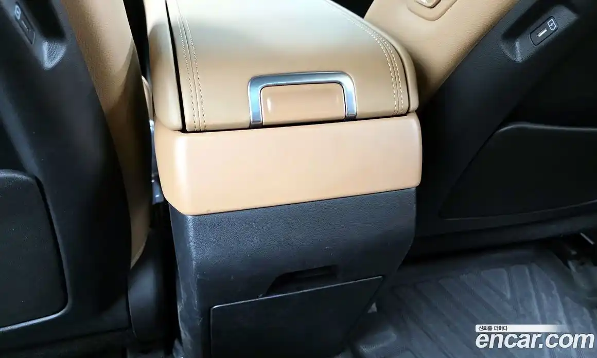 Hyundai Santa Fe 2025 1.6 гидро в Москве № 1317457, фото 32