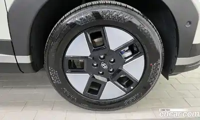 Hyundai Santa Fe 2025 1.6 гидро в Москве № 1317457, миниатюра 7