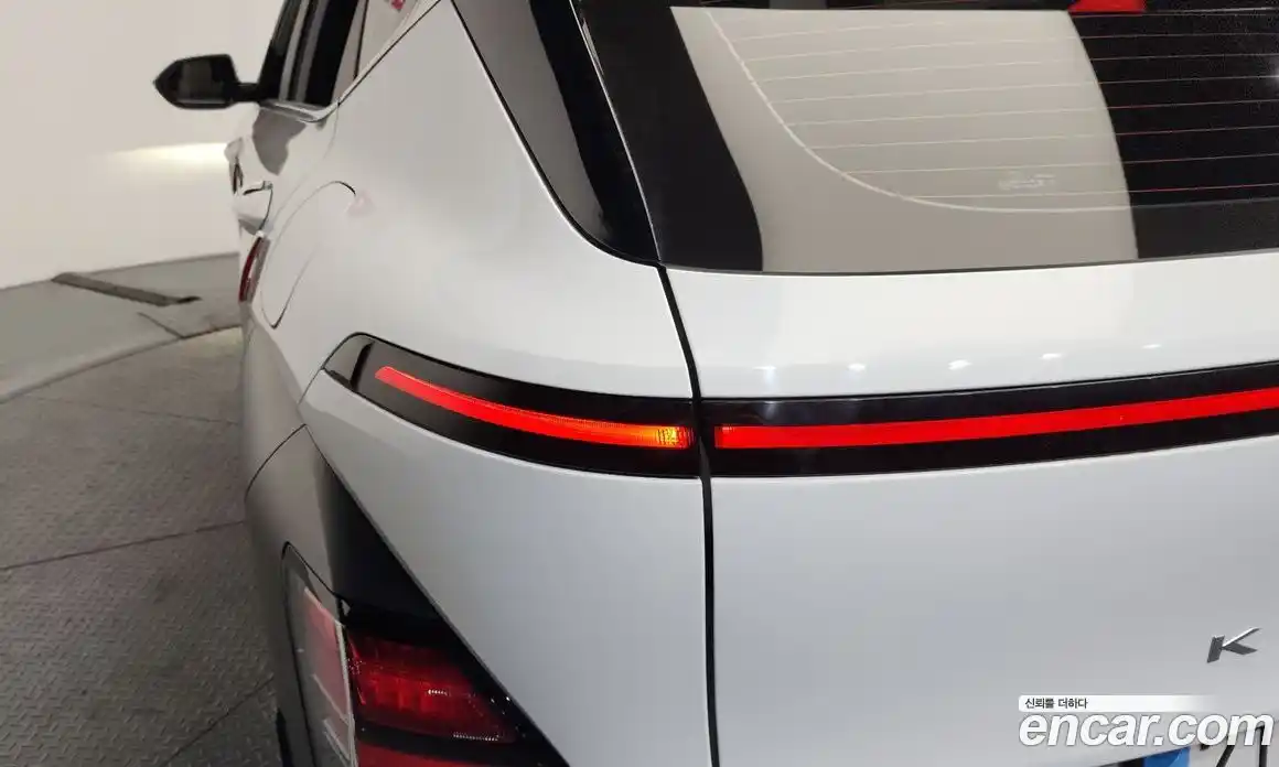 Hyundai Kona 2024 1.6 гидро в Москве № 1342115, фото 8