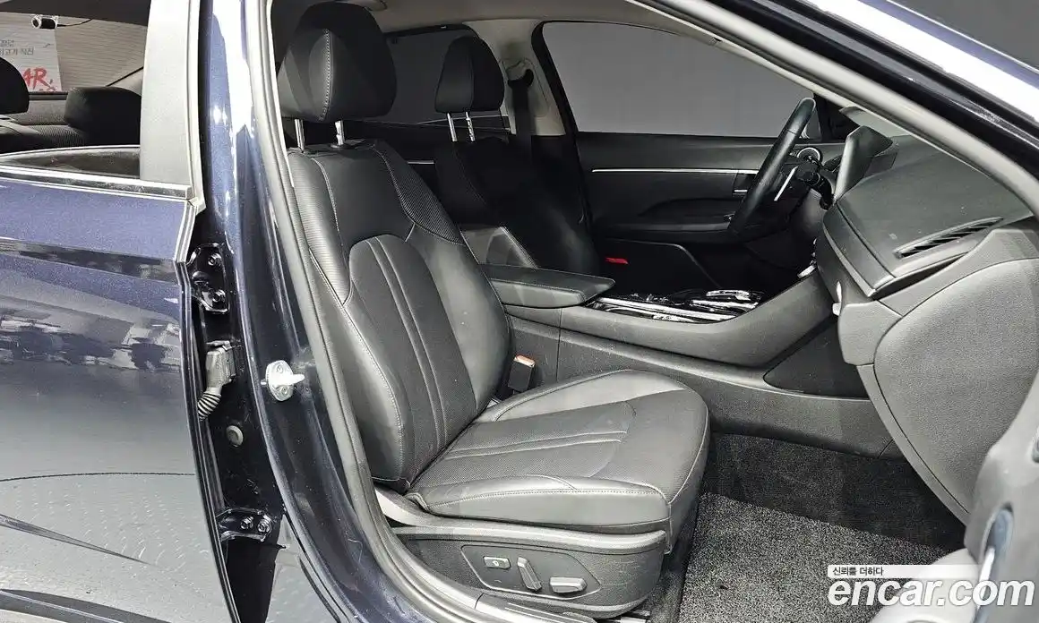 Hyundai Sonata 2020 2.0 гидро в Москве № 1342198, фото 17