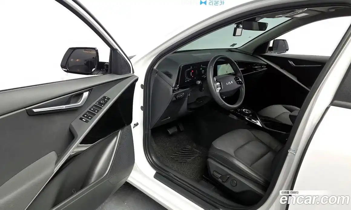 Kia Niro 2025 1.6 гидро в Москве № 1342658, фото 13