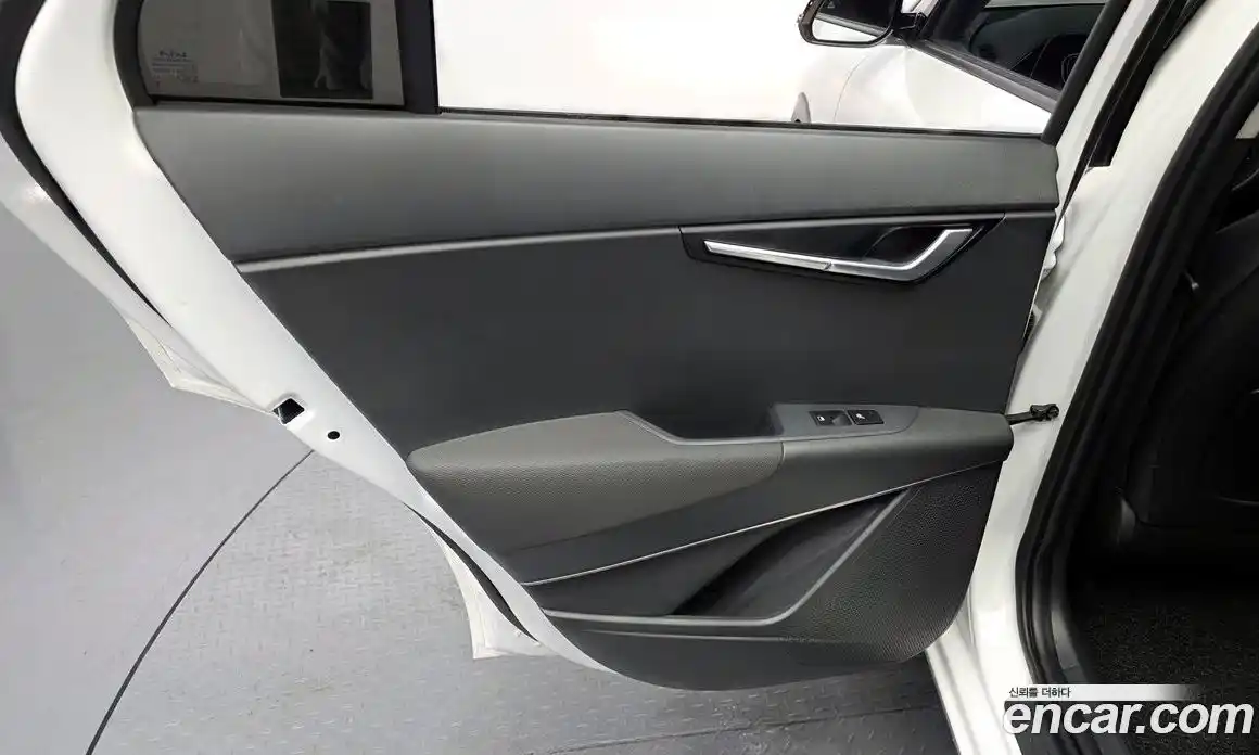 Kia Niro 2025 1.6 гидро в Москве № 1342658, фото 15