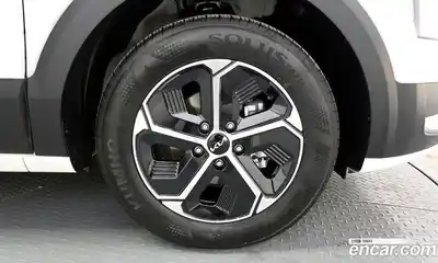 Kia Niro 2025 1.6 гидро в Москве № 1342658, миниатюра 7
