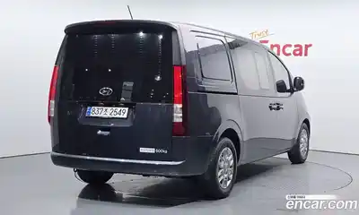 Hyundai Staria, 2024