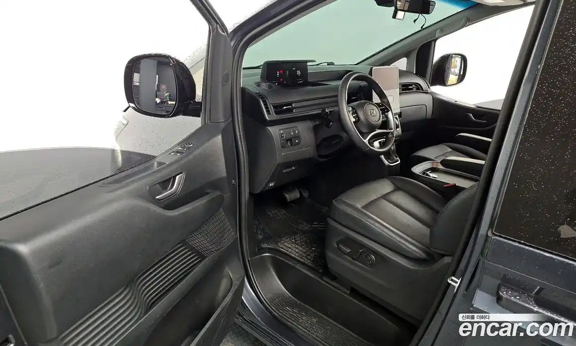 Hyundai Staria 2024 3.5 гидро в Москве № 1416956, фото 12