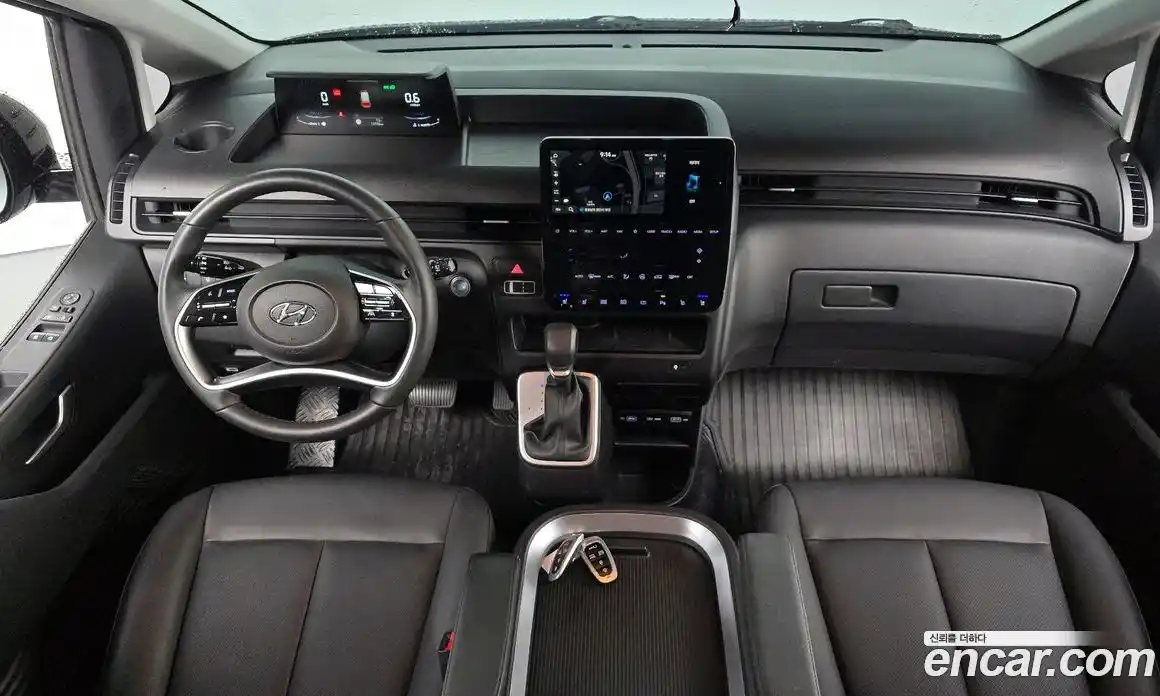 Hyundai Staria 2024 3.5 гидро в Москве № 1416956, фото 9