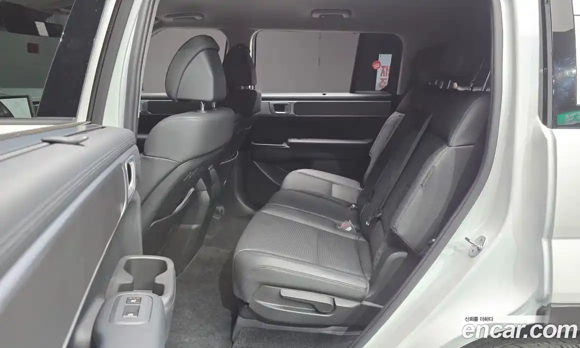 Hyundai Santa Fe 2023 1.6 гидро в Москве № 1417206, фото 18