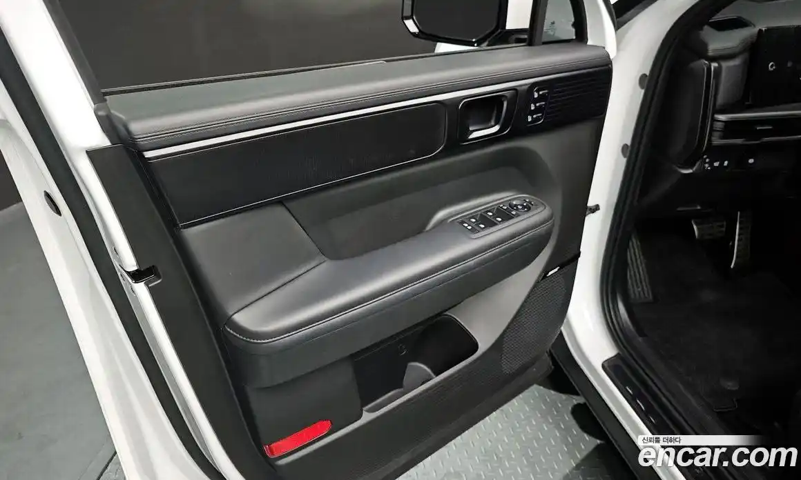 Hyundai Santa Fe 2023 2.5 гидро в Москве № 1417535, фото 14