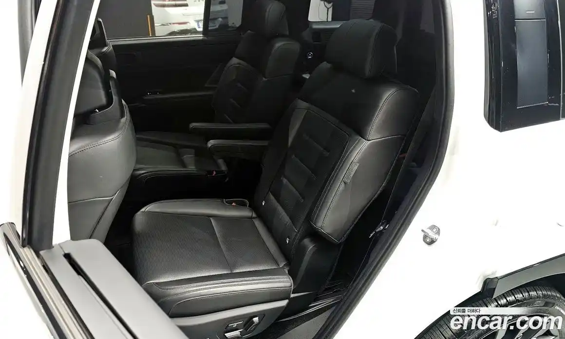 Hyundai Santa Fe 2023 2.5 гидро в Москве № 1417535, фото 16