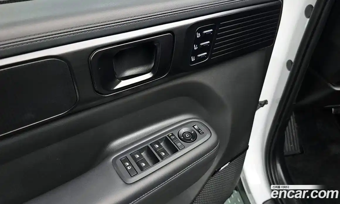 Hyundai Santa Fe 2023 2.5 гидро в Москве № 1417535, фото 33