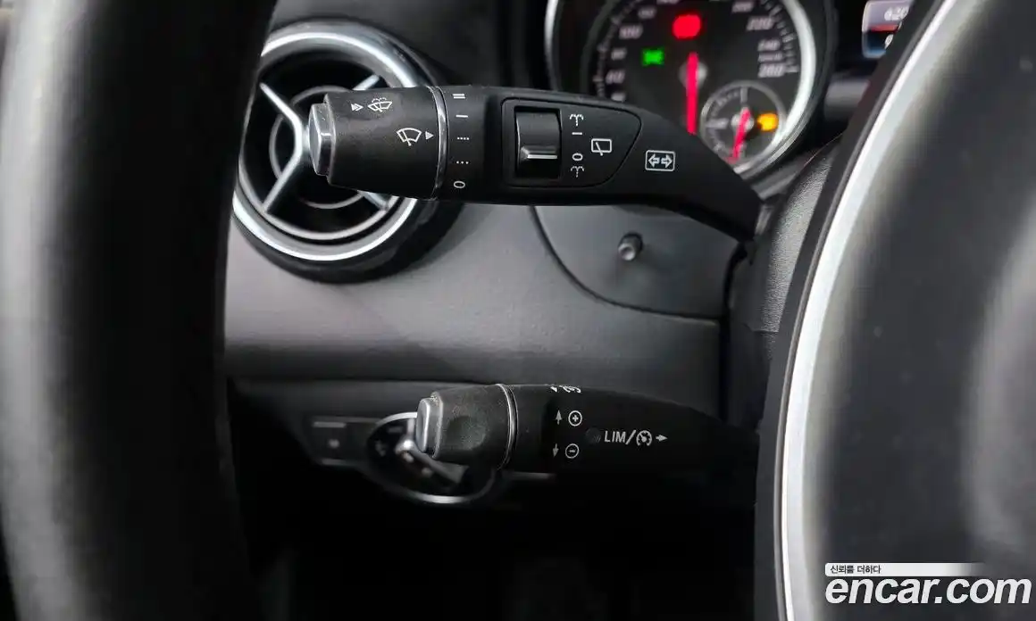 Mercedes-Benz GLA-Class 2017 2.0 гидро в Москве № 1472820, фото 19