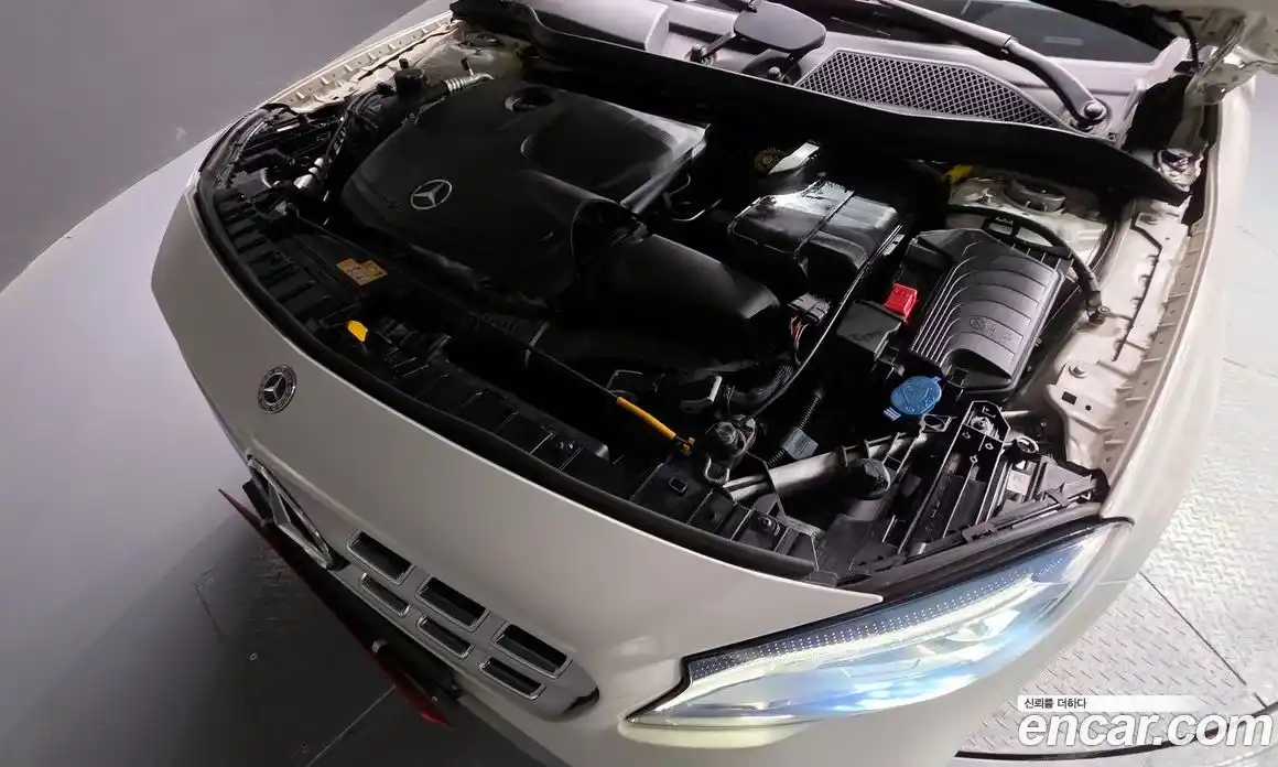 Mercedes-Benz GLA-Class 2017 2.0 гидро в Москве № 1472820, фото 6