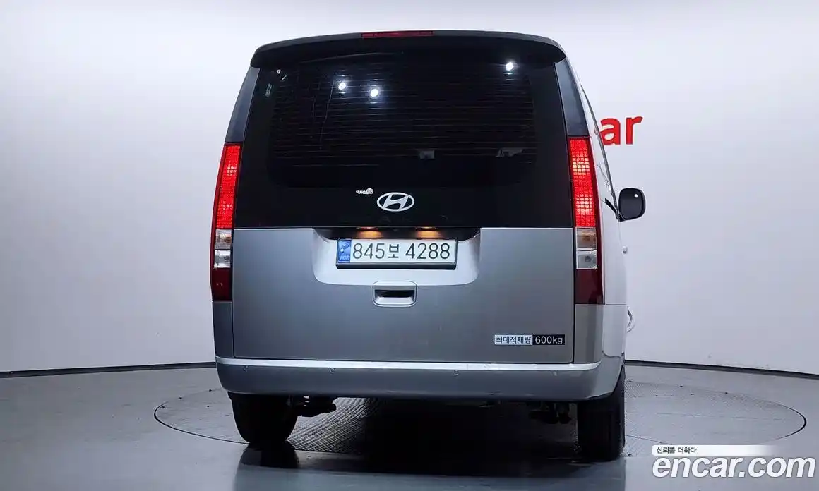 Hyundai Staria 2024 2.2 гидро в Москве № 1536884, фото 3