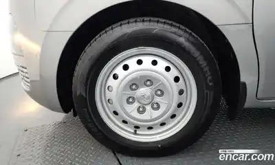 Hyundai Staria 2024 2.2 гидро в Москве № 1536884, миниатюра 4
