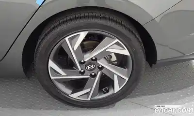 Hyundai Avante 2024 1.6 гидро в Москве № 1537122, миниатюра 7
