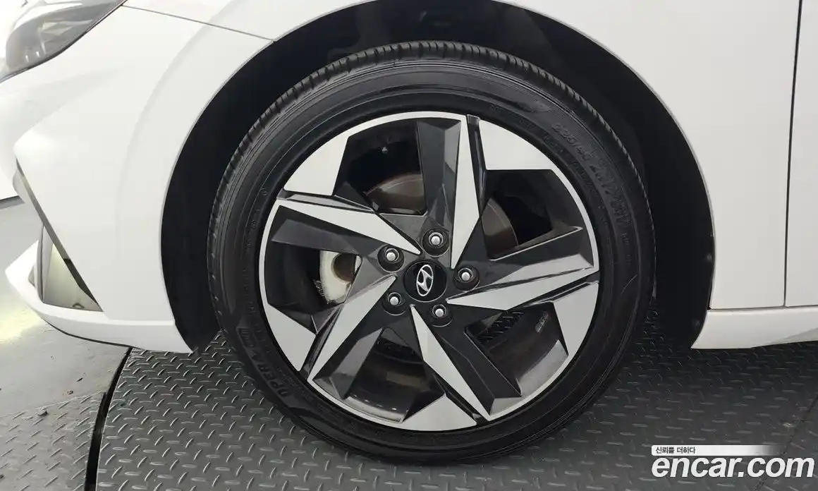 Hyundai Avante 2022 1.6 гидро в Москве № 1537353, фото 4