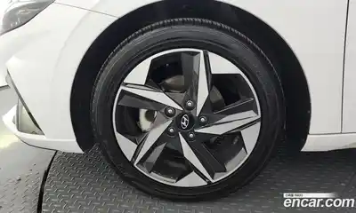 Hyundai Avante 2022 1.6 гидро в Москве № 1537353, миниатюра 4