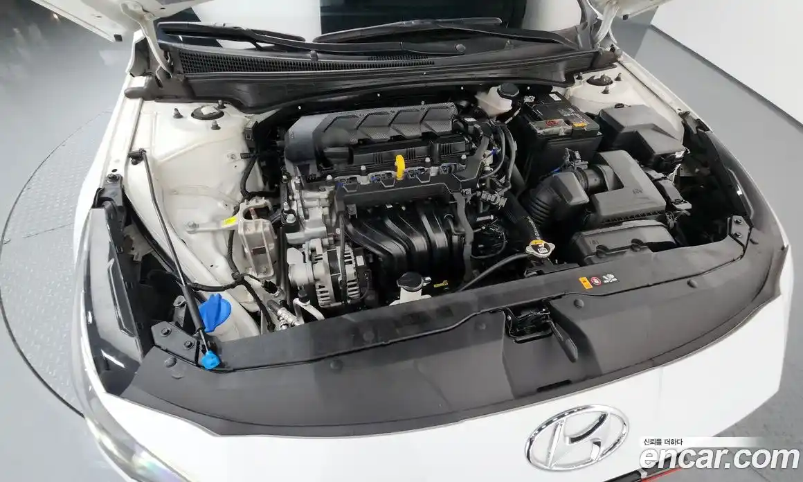 Hyundai Avante 2022 1.6 гидро в Москве № 1537353, фото 5