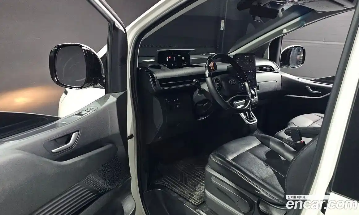 Hyundai Staria 2023 3.5 гидро в Москве № 1537407, фото 13