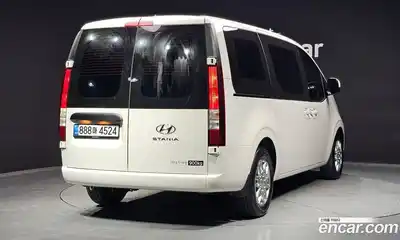 Hyundai Staria 2023 3.5 гидро в Москве № 1537407, миниатюра 2