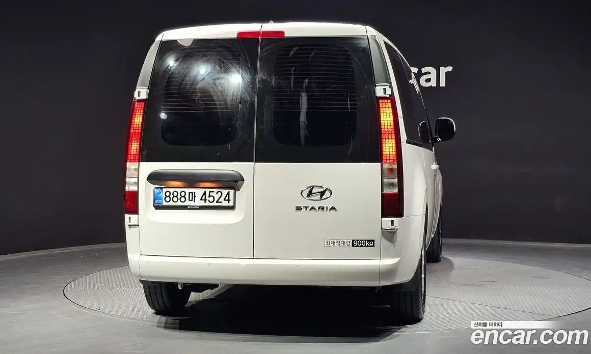 Hyundai Staria 2023 3.5 гидро в Москве № 1537407, фото 4