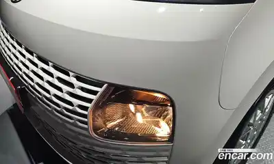 Hyundai Staria 2023 3.5 гидро в Москве № 1537407, миниатюра 8