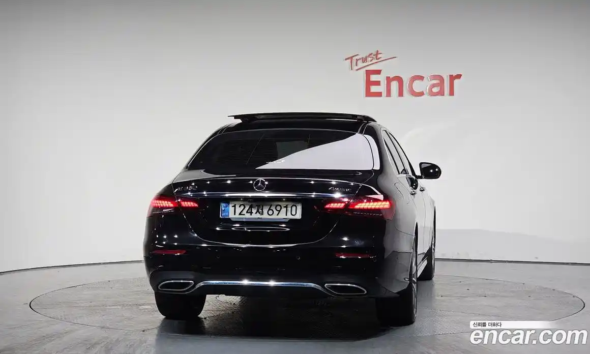 Mercedes-Benz E-Class 2021 2.0 гидро в Москве, фото 4