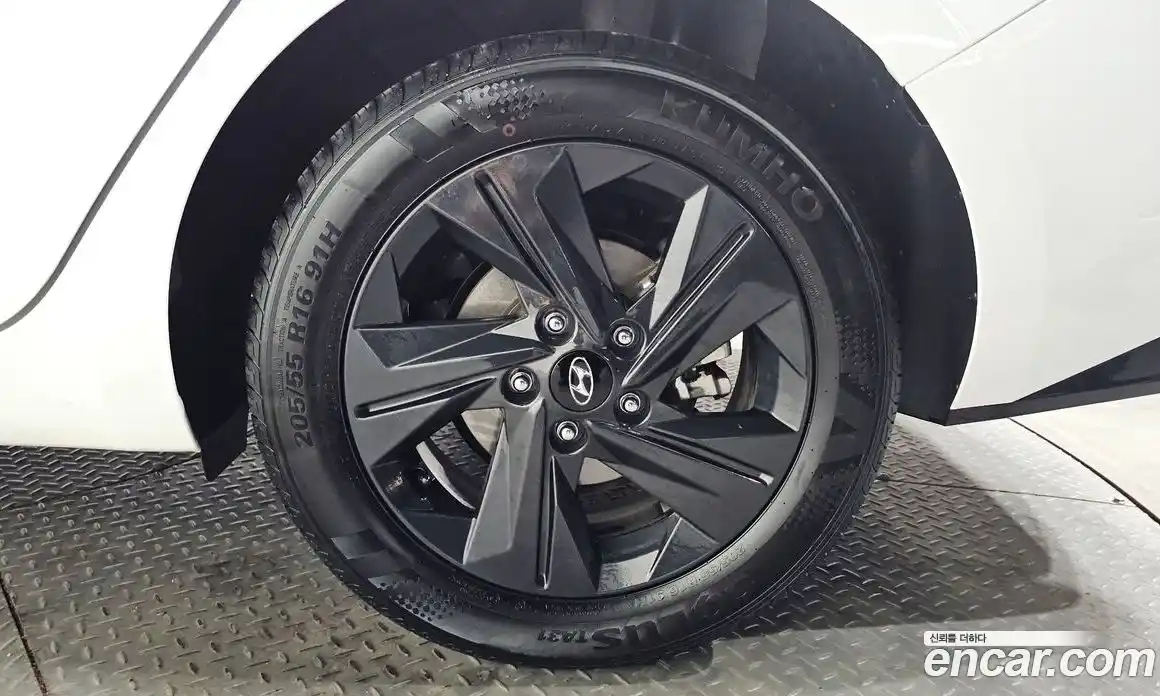 Hyundai Avante 2022 1.6 гидро в Москве № 1610097, фото 7
