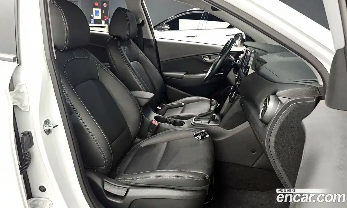 Hyundai Kona 2020 1.6 гидро в Москве № 1610658, фото 15