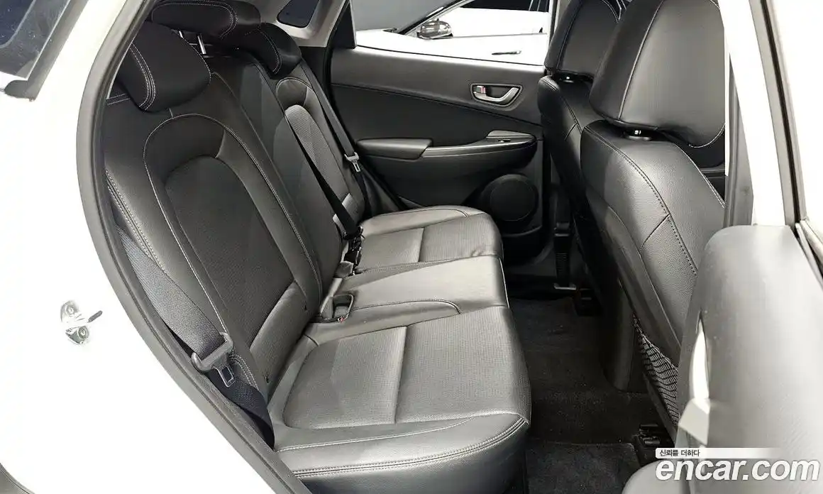 Hyundai Kona 2020 1.6 гидро в Москве № 1610658, фото 17