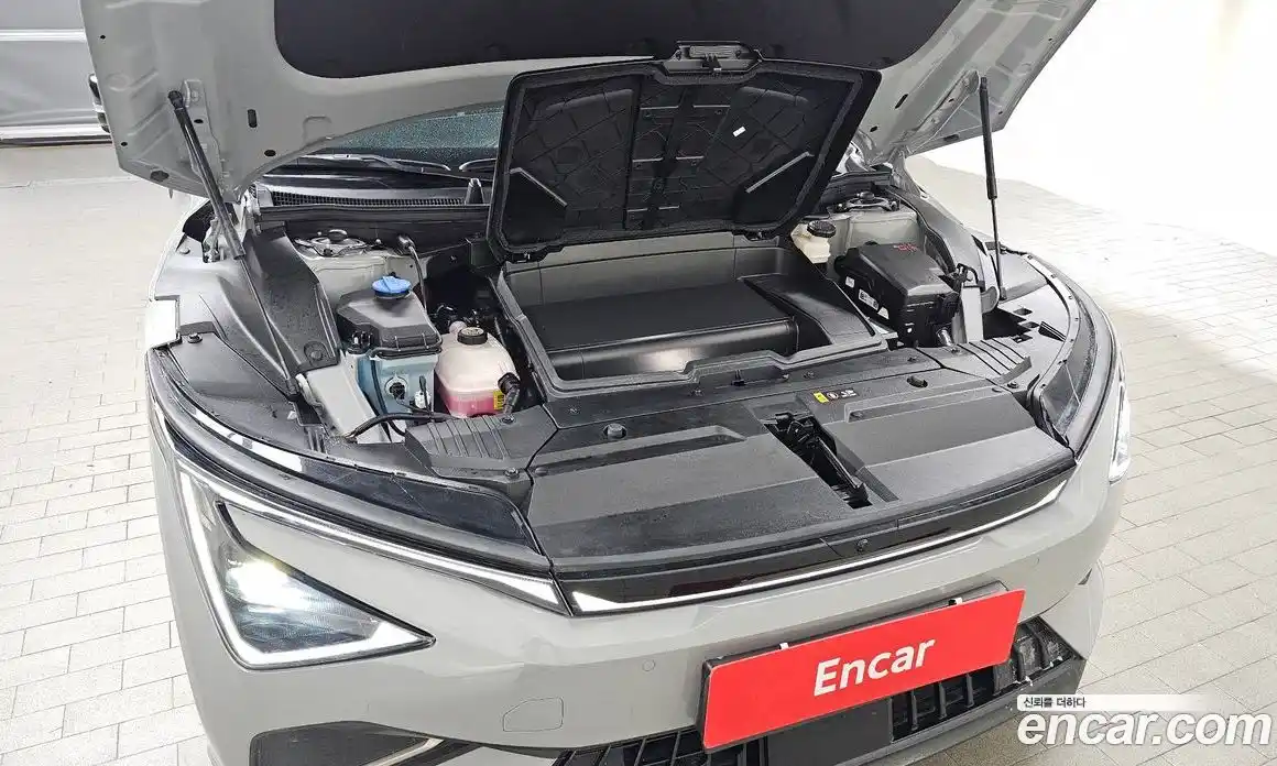 Kia EV6 2025 0.1 гидро в Москве № 1610935, фото 6
