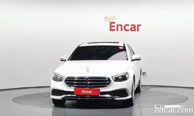 Mercedes-Benz E-Class 2023 2.0 гидро в Москве, миниатюра 3