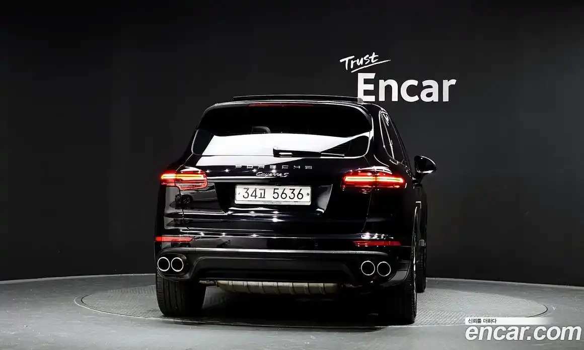 Porsche Cayenne 2015 4.1 гидро в Москве № 165695, фото 4