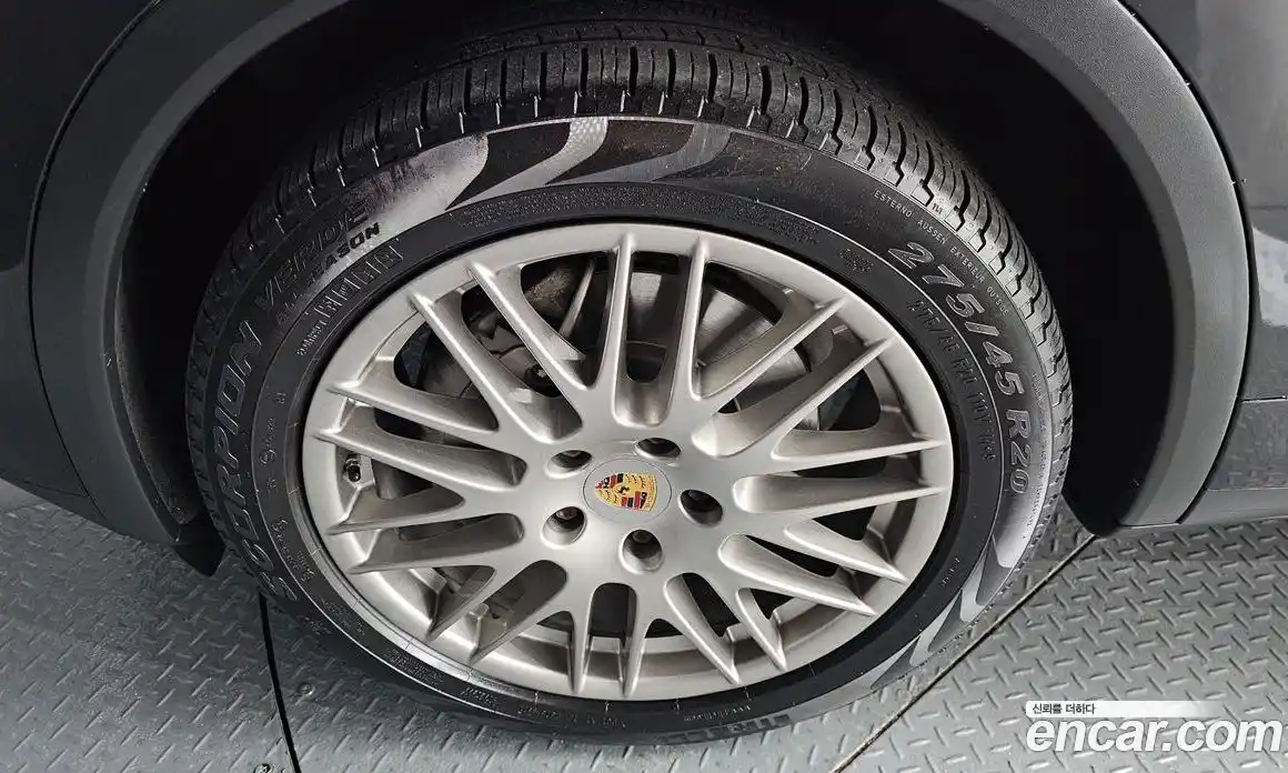 Porsche Cayenne 2015 4.1 гидро в Москве № 165695, фото 5