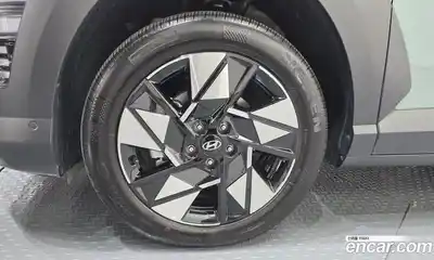 Hyundai Kona 2025 1.6 гидро в Москве № 1683769, миниатюра 4