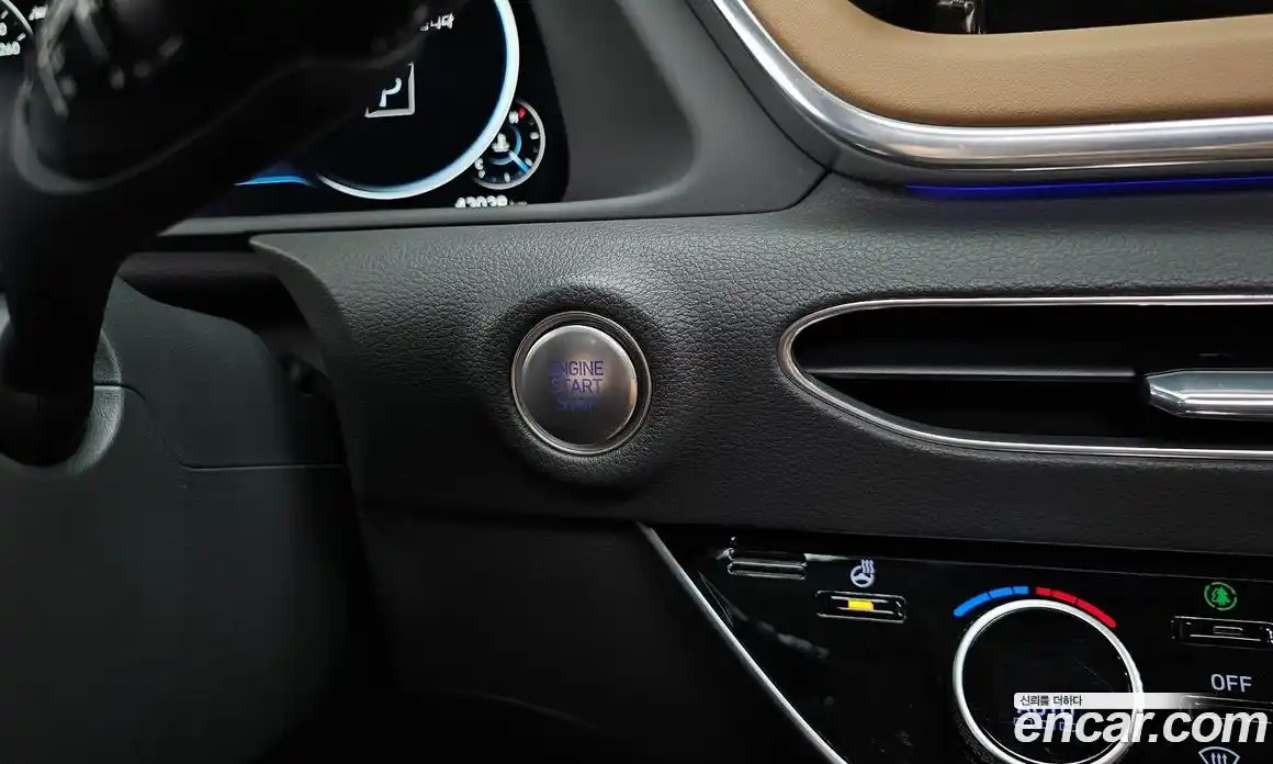 Hyundai Sonata 2019 2.0 гидро в Москве № 1684331, фото 24