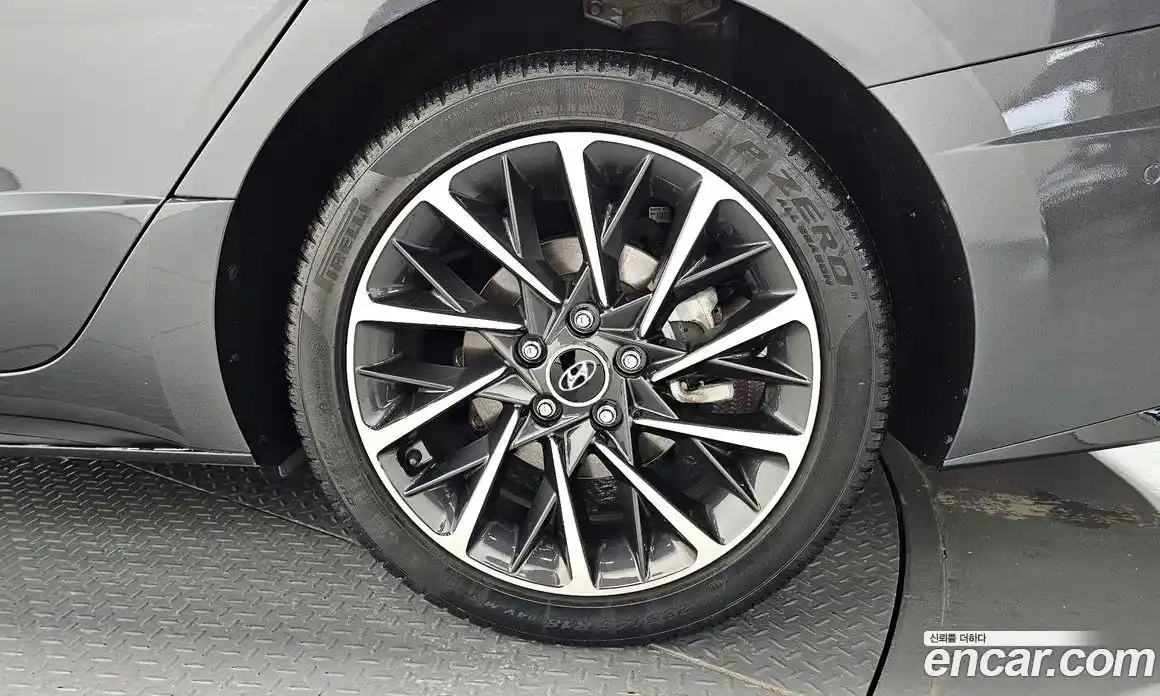 Hyundai Sonata 2019 2.0 гидро в Москве № 1684331, фото 7