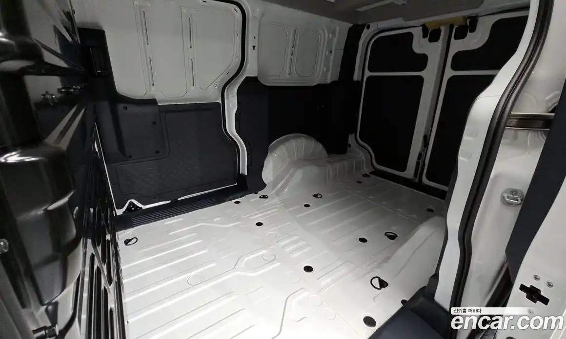 Kia PV5 2025 0.2 гидро в Москве № 1758088, фото 18