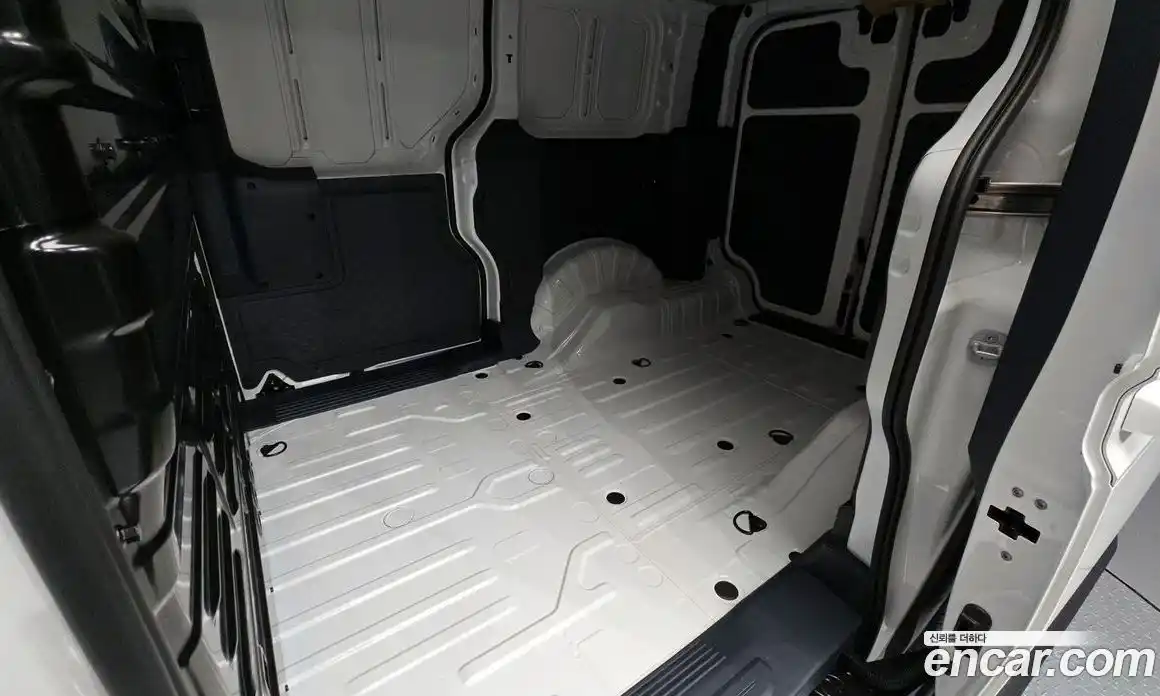 Kia PV5 2025 0.2 гидро в Москве № 1758088, фото 29