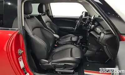 Mini Cooper 2014 1.5 гидро в Москве № 179977, миниатюра 11