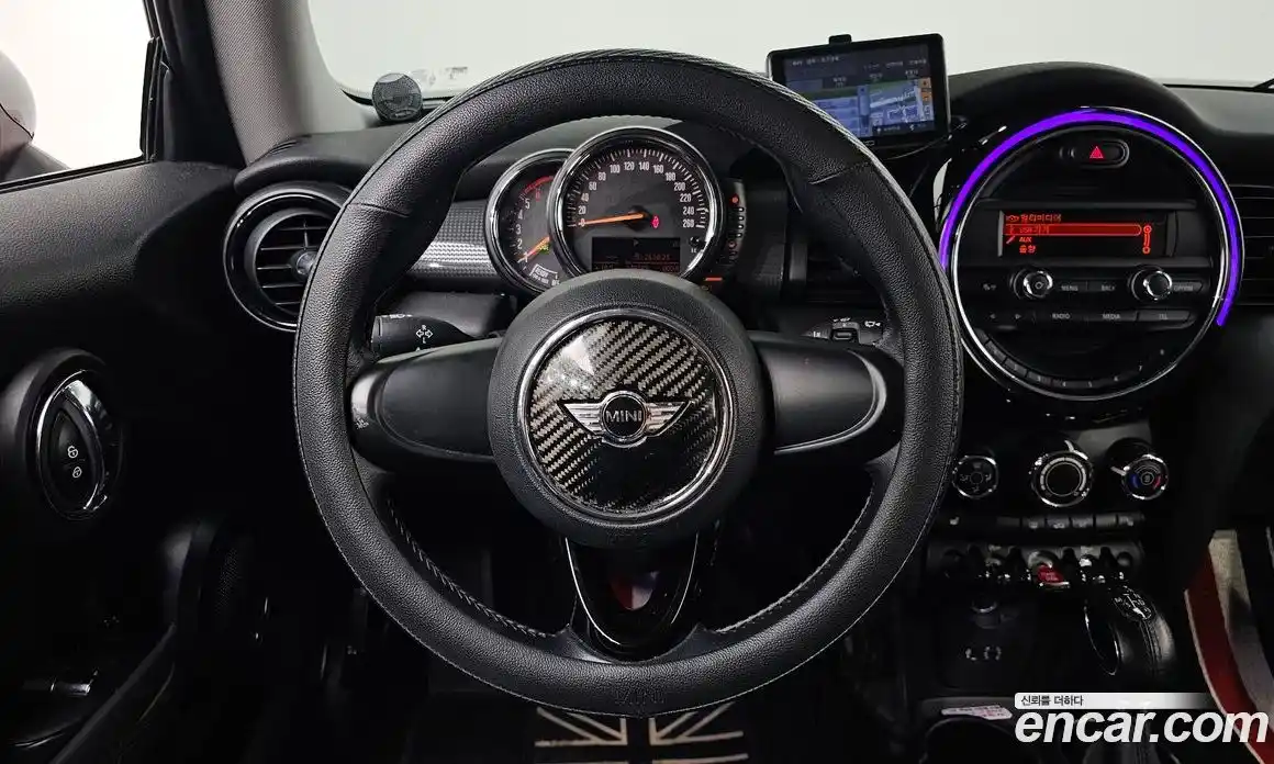 Mini Cooper 2014 1.5 гидро в Москве № 179977, фото 13