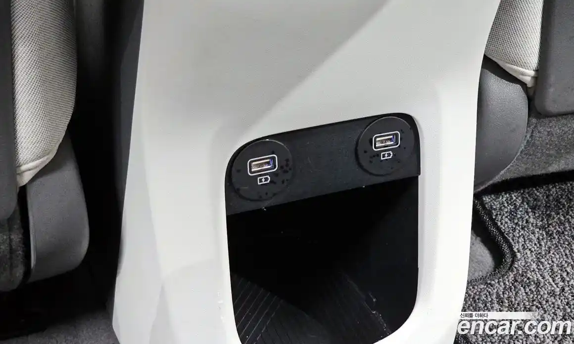 Hyundai Ioniq 5 2024 0.1 гидро в Москве № 1830451, фото 33