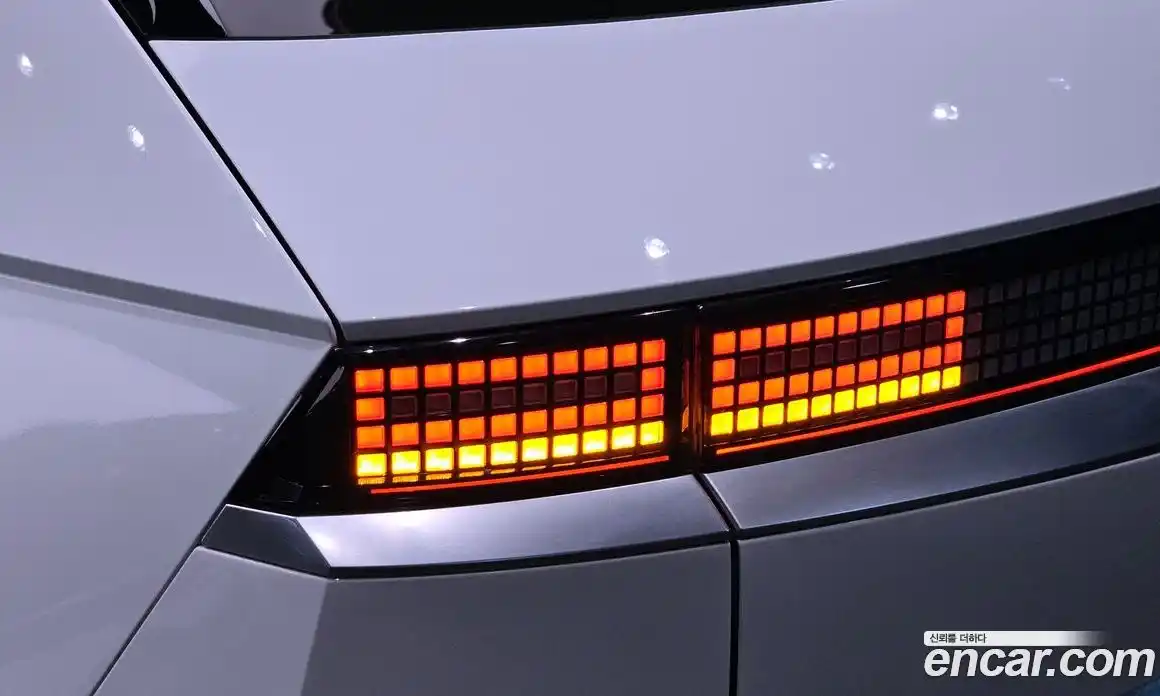Hyundai Ioniq 5 2024 0.1 гидро в Москве № 1830451, фото 9