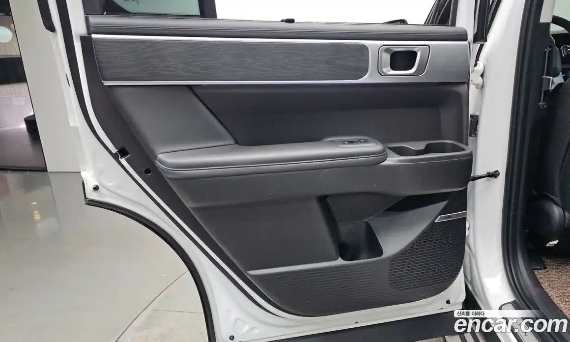 Hyundai Santa Fe 2023 1.6 гидро в Москве № 1830761, фото 15